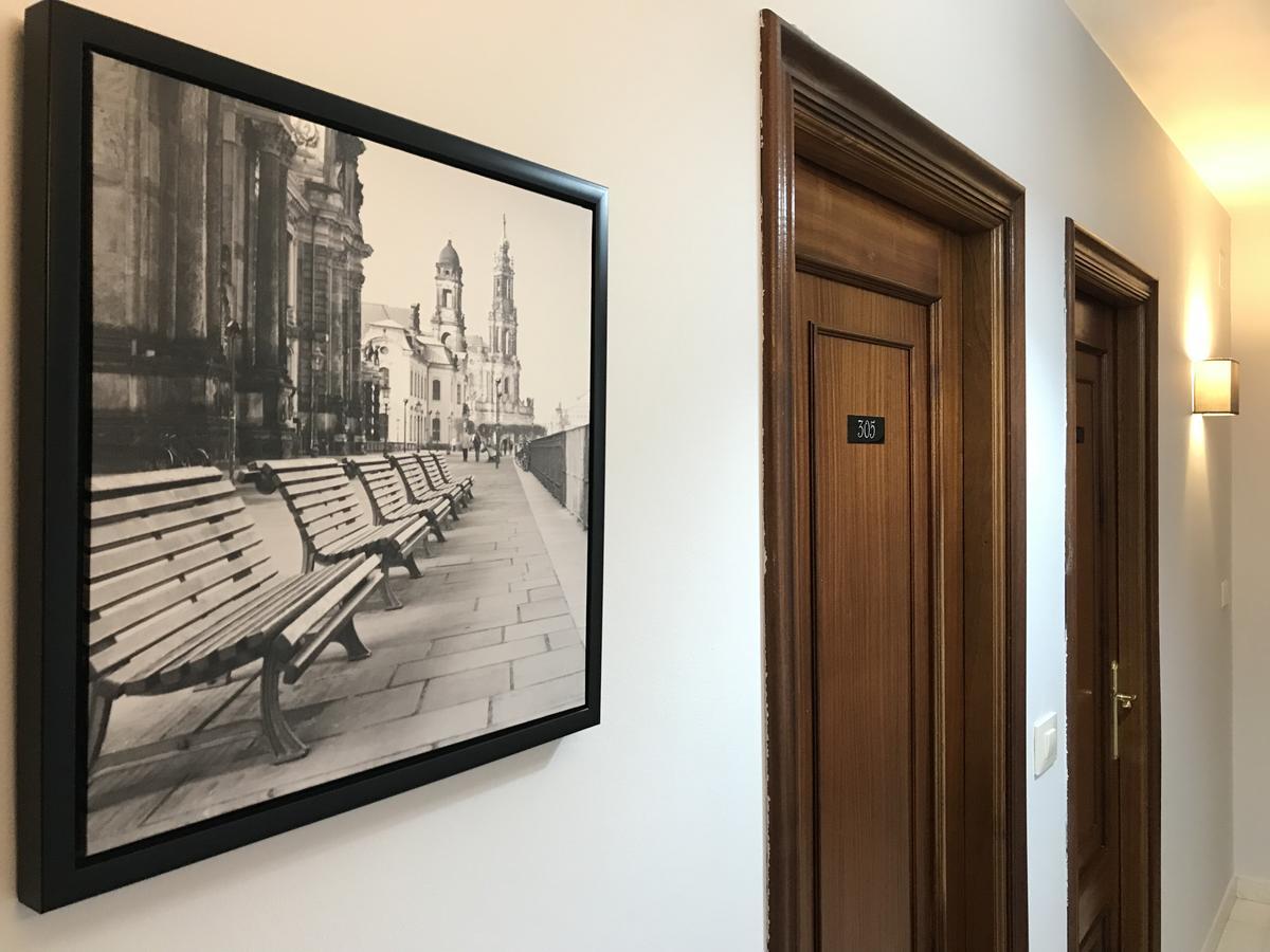 Hostal-Restaurante Paris Forcarei Kültér fotó