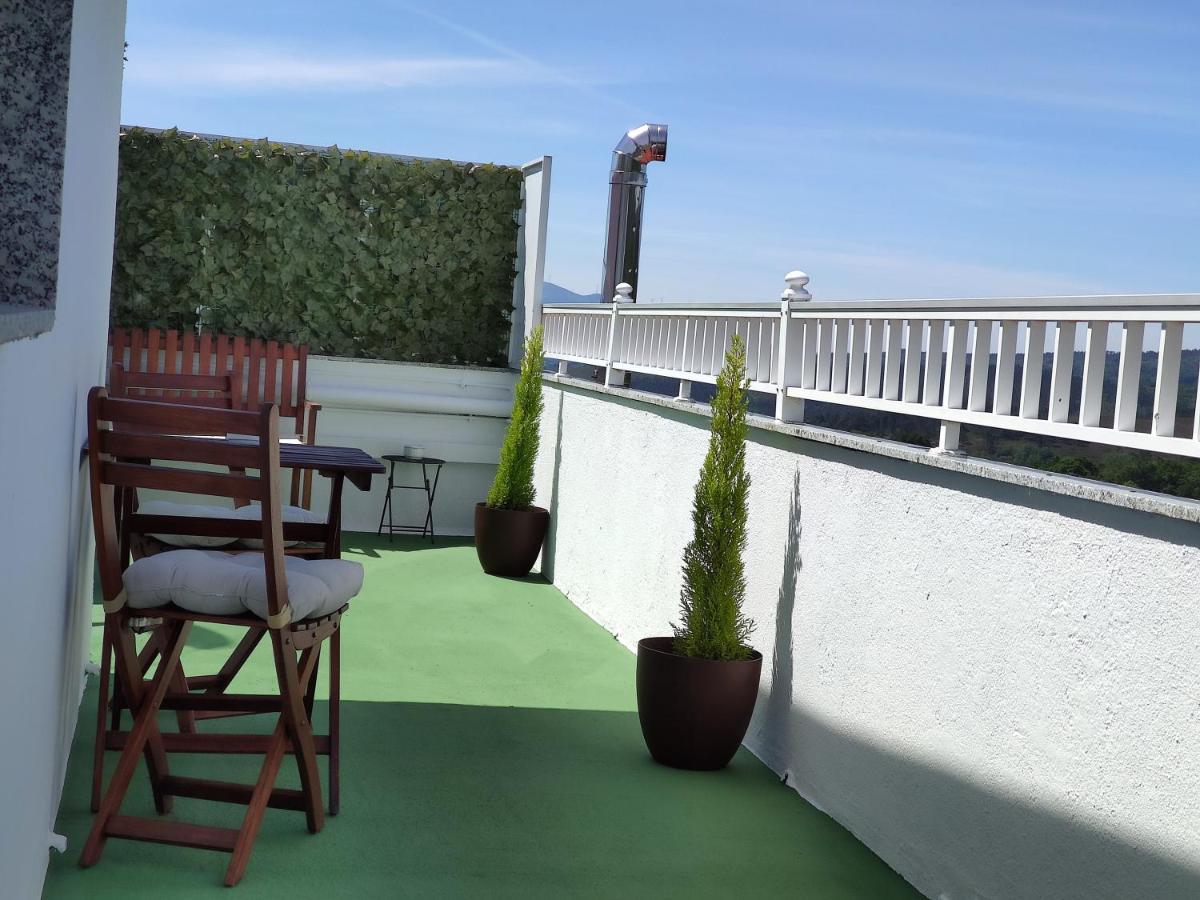 Hostal-Restaurante Paris Forcarei Kültér fotó